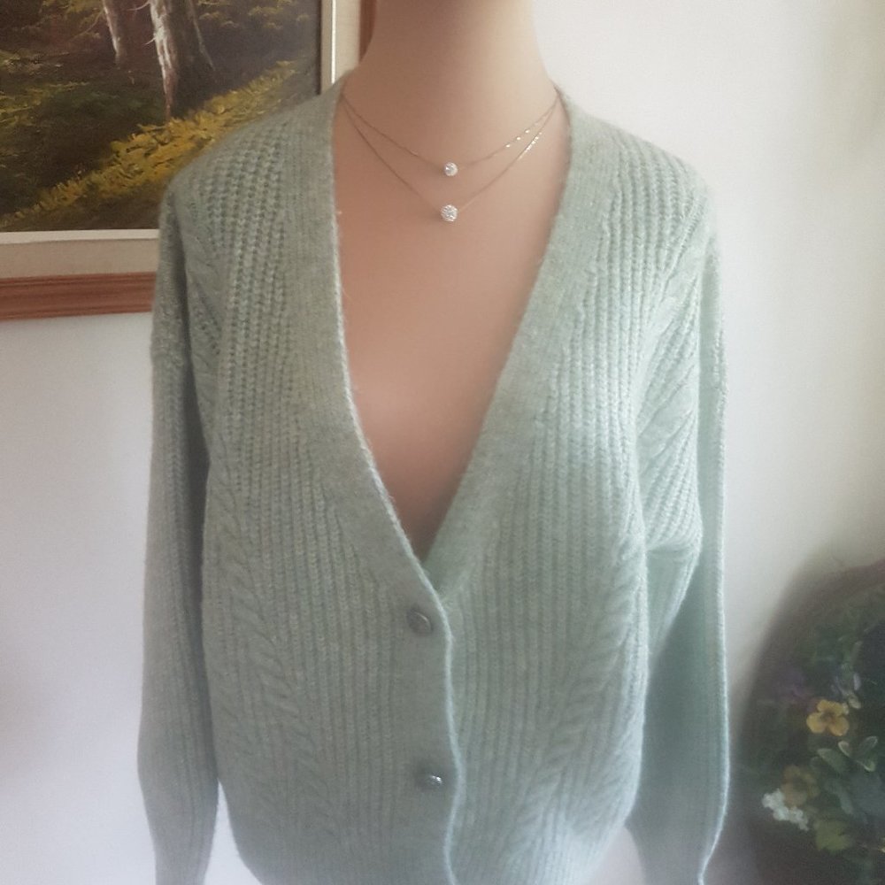 Cardigan - Picture 1 of 7